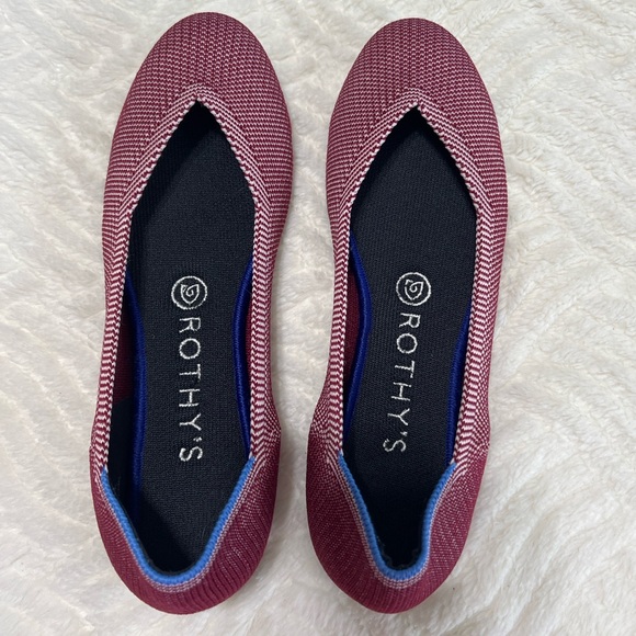 Rothy’s The Round Toe Flats Berry Red Knit Blue Trim Size 7.5 EUC Washable - Picture 2 of 9